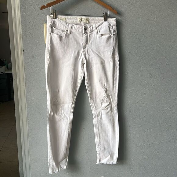 Lucky Brand Lolita Capri - Picture 5 of 10